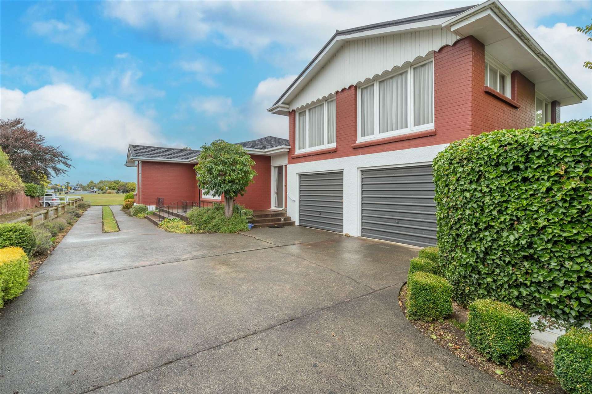 12 Cruickshank Crescent Rosedale_0