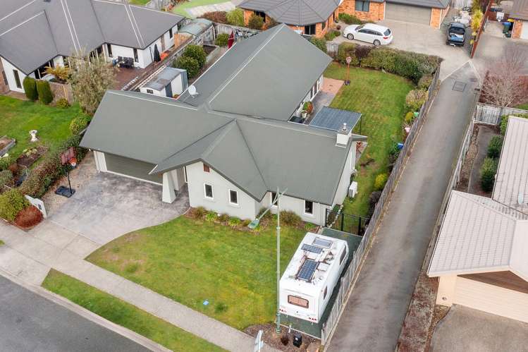 74 Templemore Drive Richmond_17