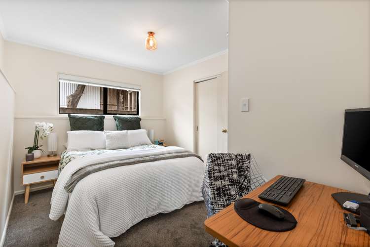 3/5 Anne Road Hillcrest_11