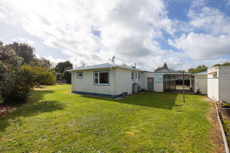 5 Reid Line West Feilding_19