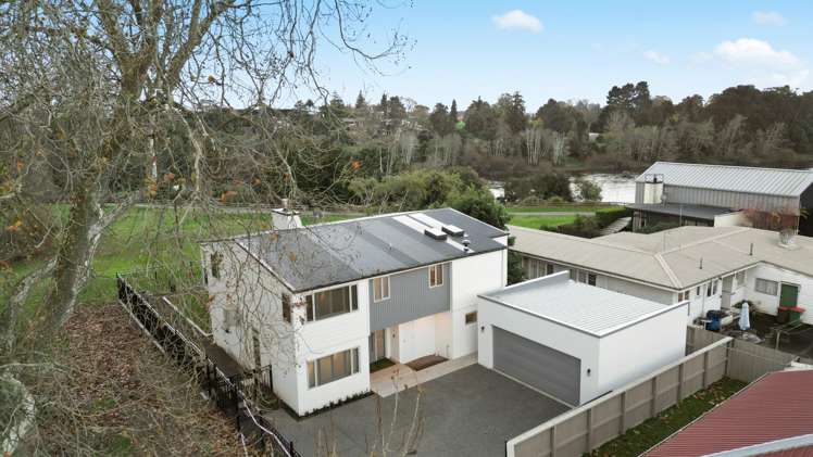 801 River Road Chartwell_15