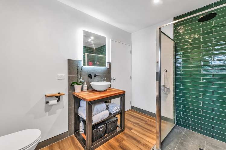 51 High Street Southbridge_17