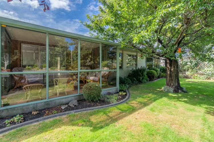 259 Queens Drive Windsor_3