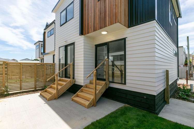 6 Woodcarver Lane Titahi Bay_1