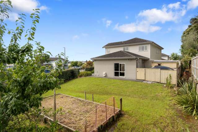 35 Mackay Drive Greenhithe_2