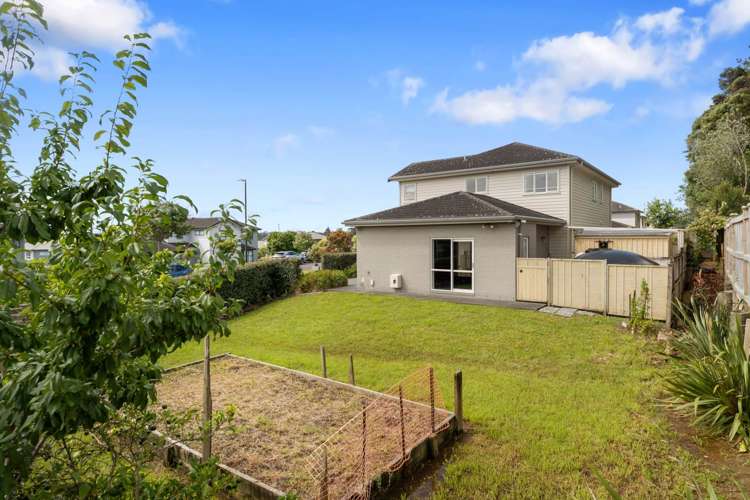 35 Mackay Drive Greenhithe_1