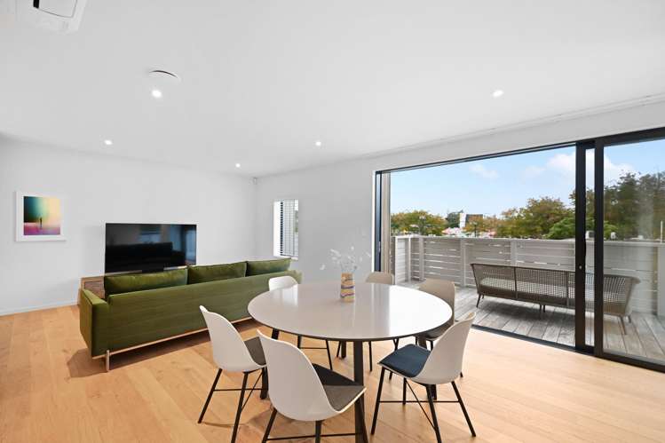 1/2 Manning Street Hamilton Central_16