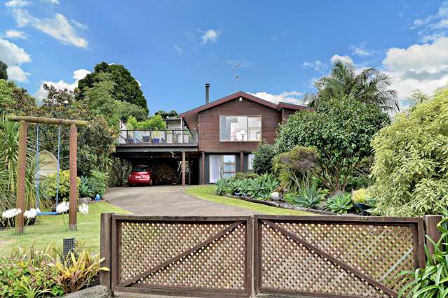 66 Ronald Avenue Glenbrook_2