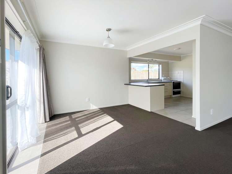 2/43 Ingram Street Papakura_3