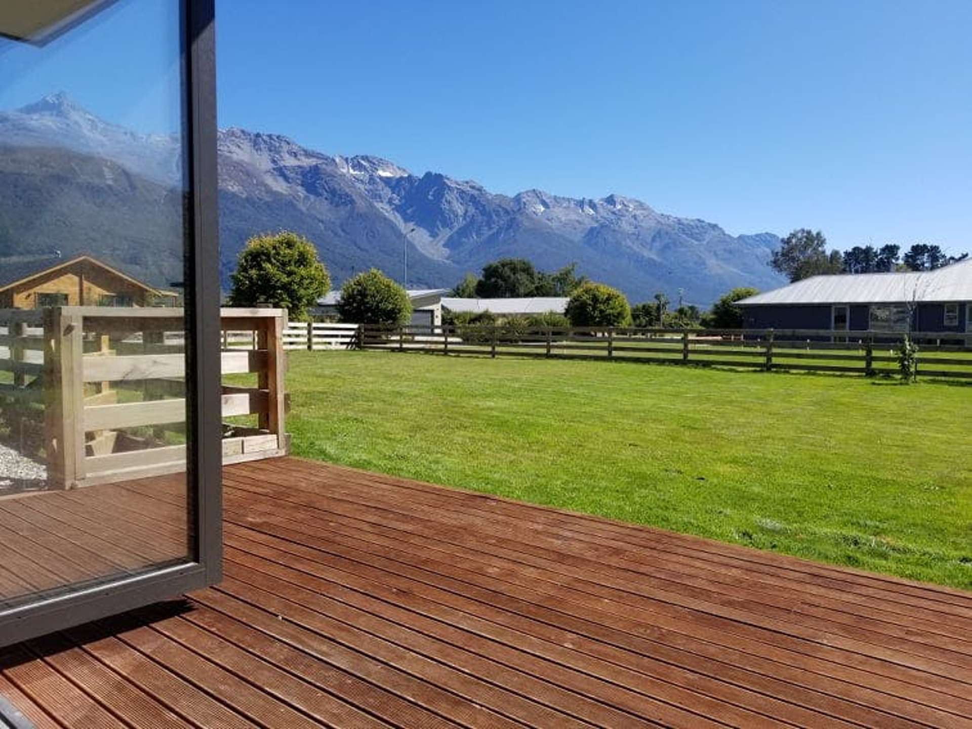 11 Pigeon Place Glenorchy_0