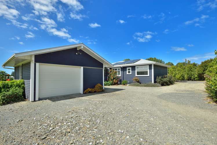 128 Tauwhareparae Road Tolaga Bay_19
