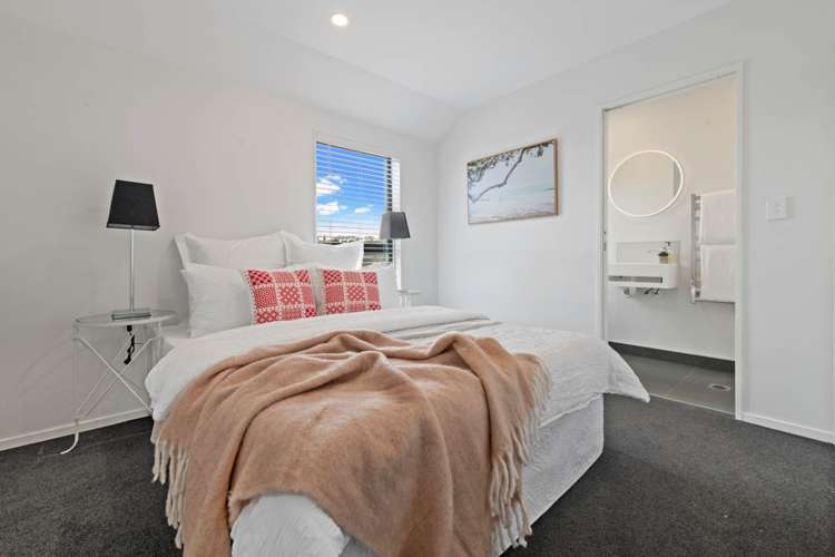 8 Panoni Lane Howick_6