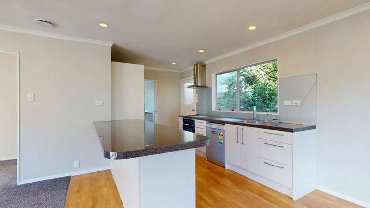 53 Hazlewood Avenue 1286_4