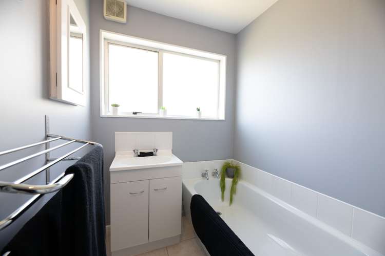 1/12 Washbournes Road Wigram_12