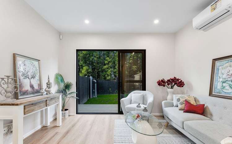 15 Don Oliver Lane Glen Eden_11