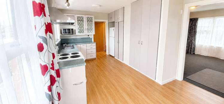 2 Blankney Street 10180_9