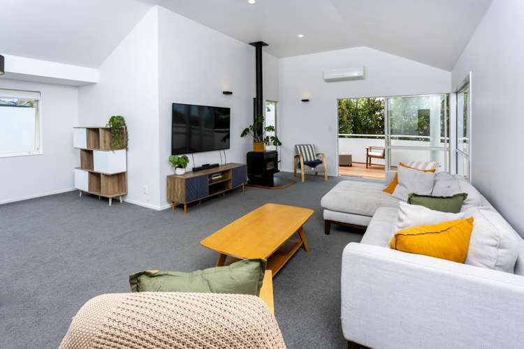 8 Caversham Drive Torbay_7