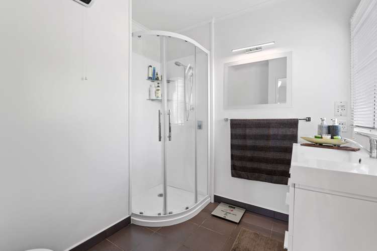 59 Wylie Street Glenholme_11