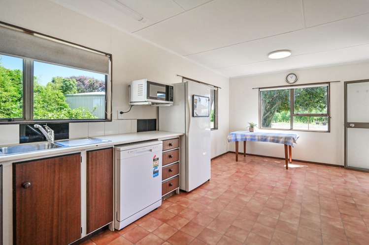 1085 Maraekakaho Road Longlands_13