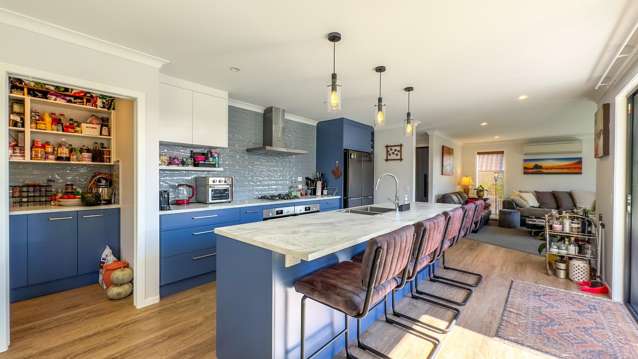 4 Hugo Shaw Drive 11373_3