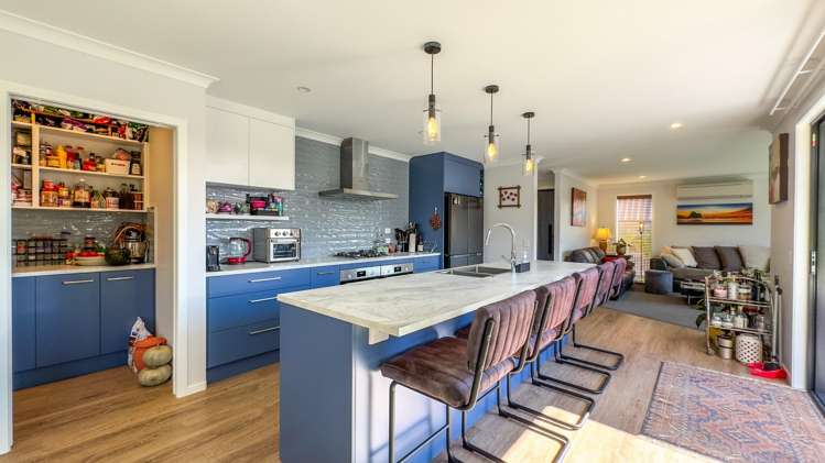 4 Hugo Shaw Drive 11373_3