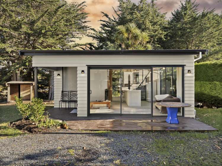 3 Peace Street Taieri Mouth_22