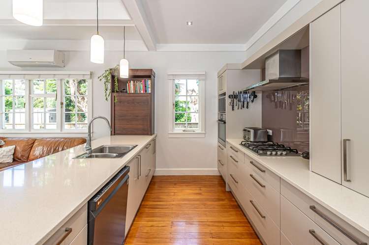 9 Selwyn Crescent College Estate_3