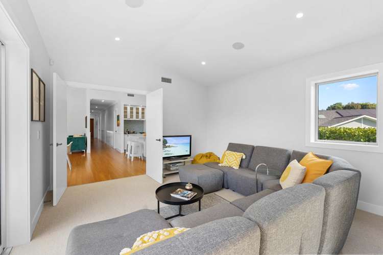 9 Lamont Place Waikanae_18