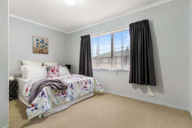 2/220 Russell Road Manurewa_4