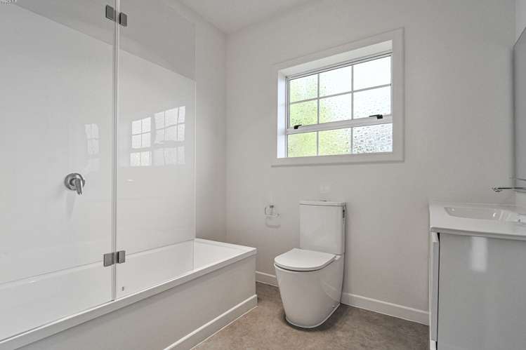 300 Willowpark Road South Hastings_4