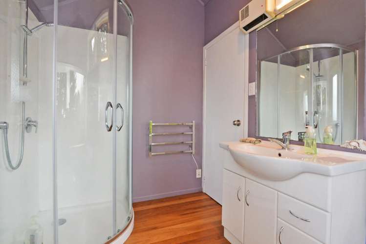 48 Hollywood Avenue Titirangi_14