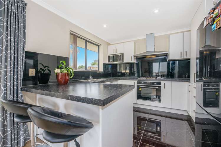 8/72 Swanson Road Henderson_3