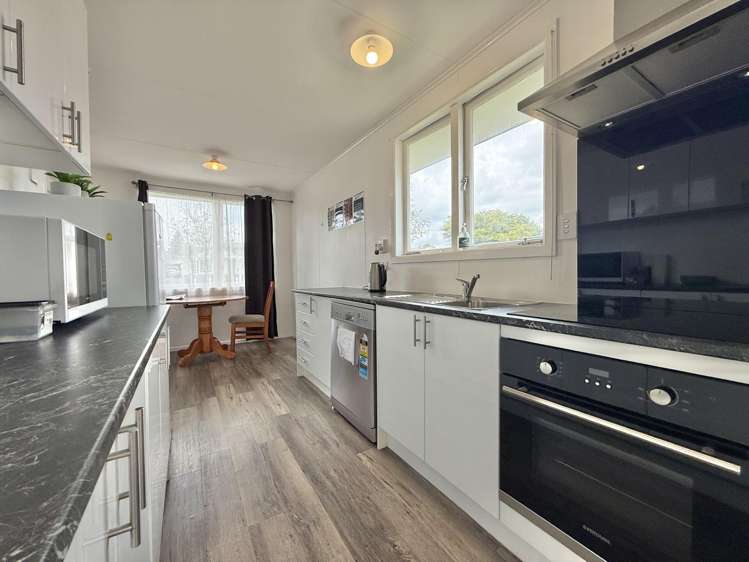 20 Thompson Street Tokoroa_7