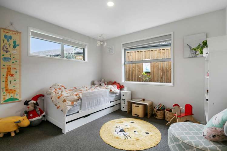 57 Sunningdale Street Wattle Downs_19