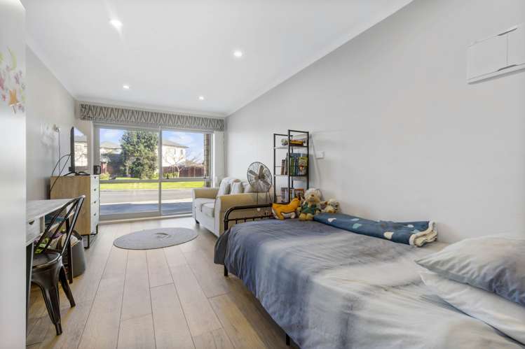 4 Rene Way Huntington_8