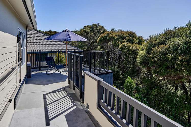 39 James Cook Drive Whitby_16