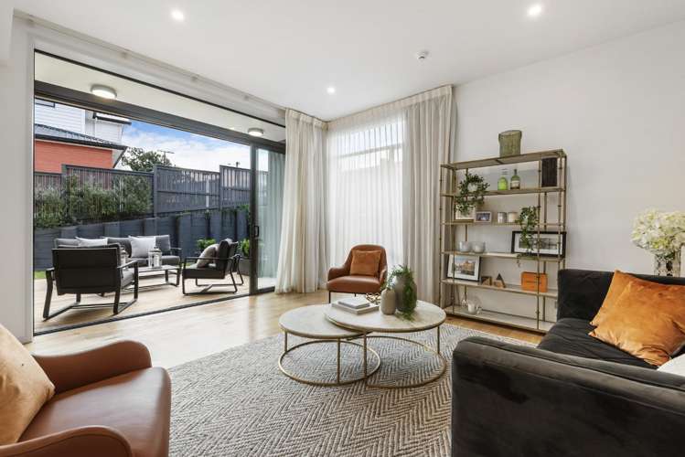 13 Inglewood Street Wai O Taiki Bay_10