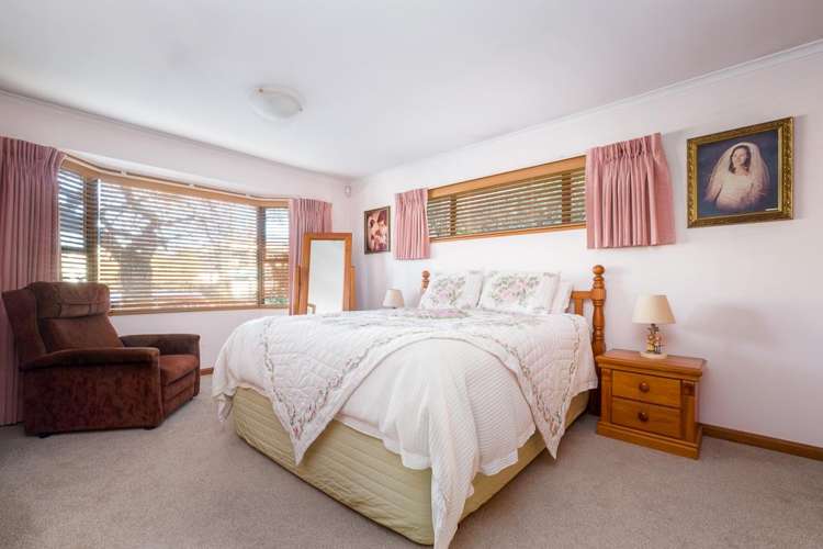 55 Frankleigh Street Somerfield_10