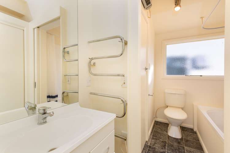 3/345 Armagh Street Linwood_10