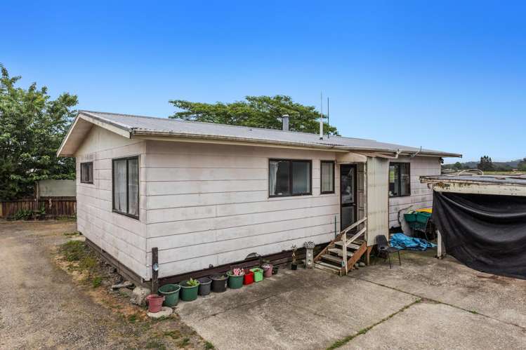 8A Hughes Place Taneatua_11