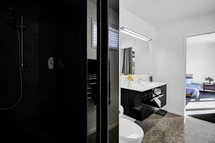 6 Pebble Beach Court Waiwhakaiho_36