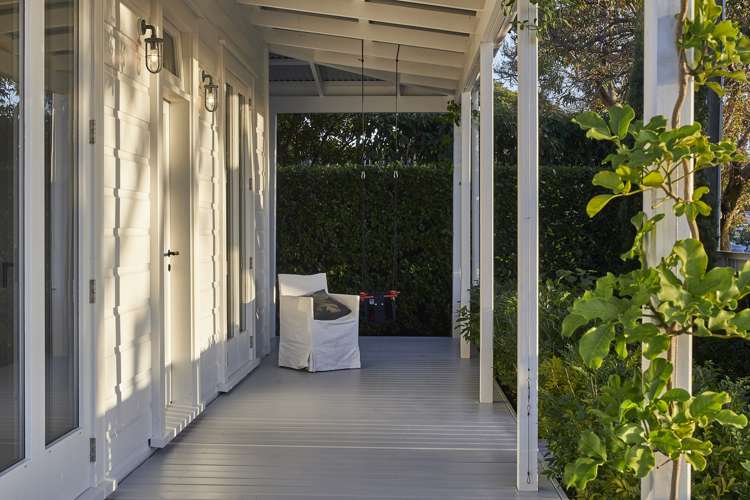 13 Oxford Terrace Devonport_21