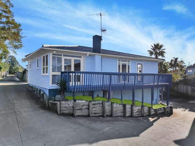 A Sunny Classic With Modern Flair Awaits