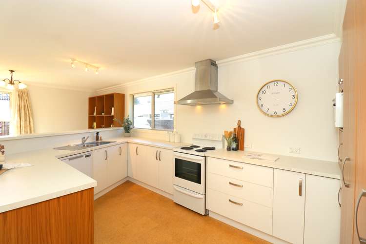 49 Salford Street Windsor_8