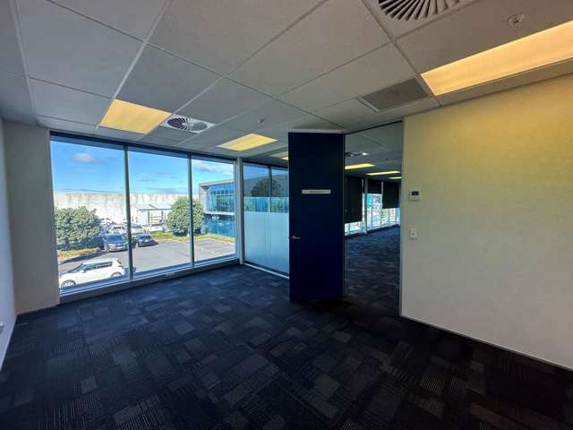 Level 1/4 Pavilion Drive Mangere_3