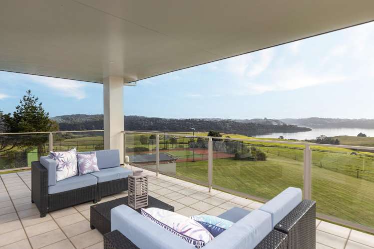 189 Vaughans Road Okura_21