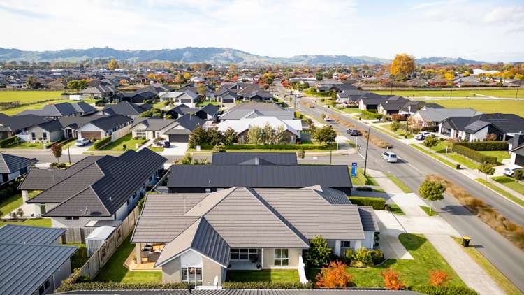 51 Norfolk Drive Cambridge_22