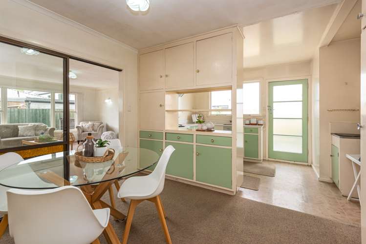 3/7 Curletts Road Sockburn_3