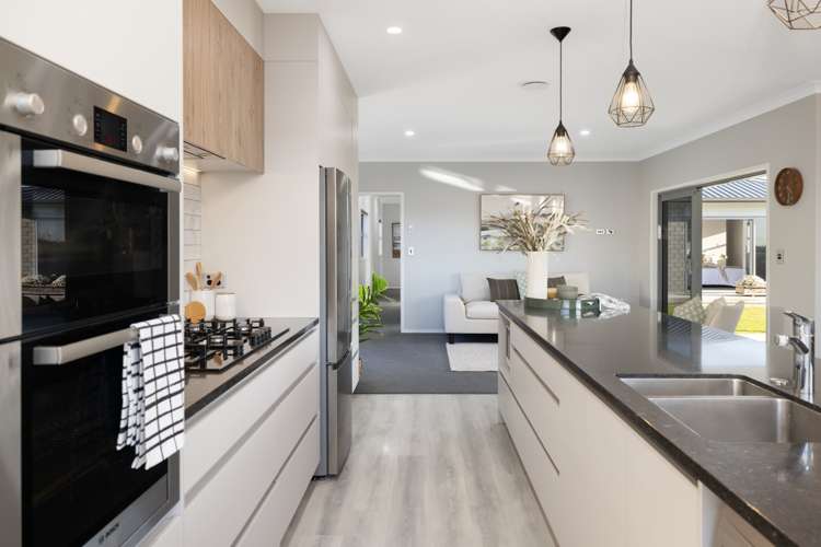 111 Oteki Park Drive Welcome Bay_8