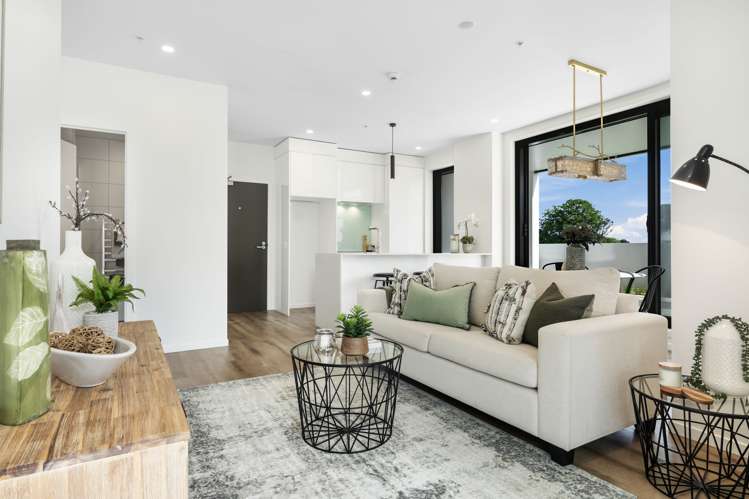 12 Barrack Road Mt Wellington_4